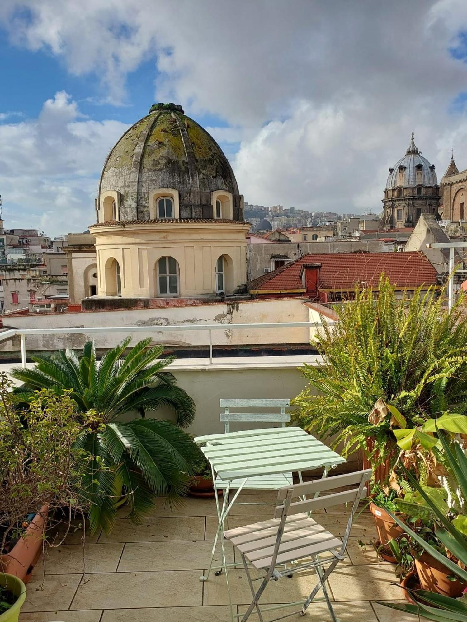 Historic Naples Relais Le Terrazze Apartment Bagian luar foto